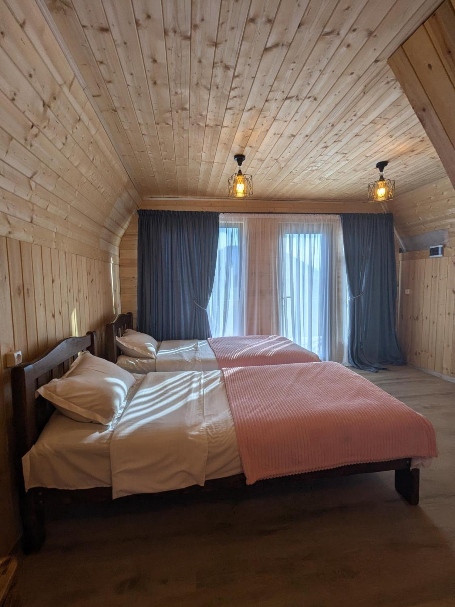 Guest House In Zhabeshi Lali Luaran gambar