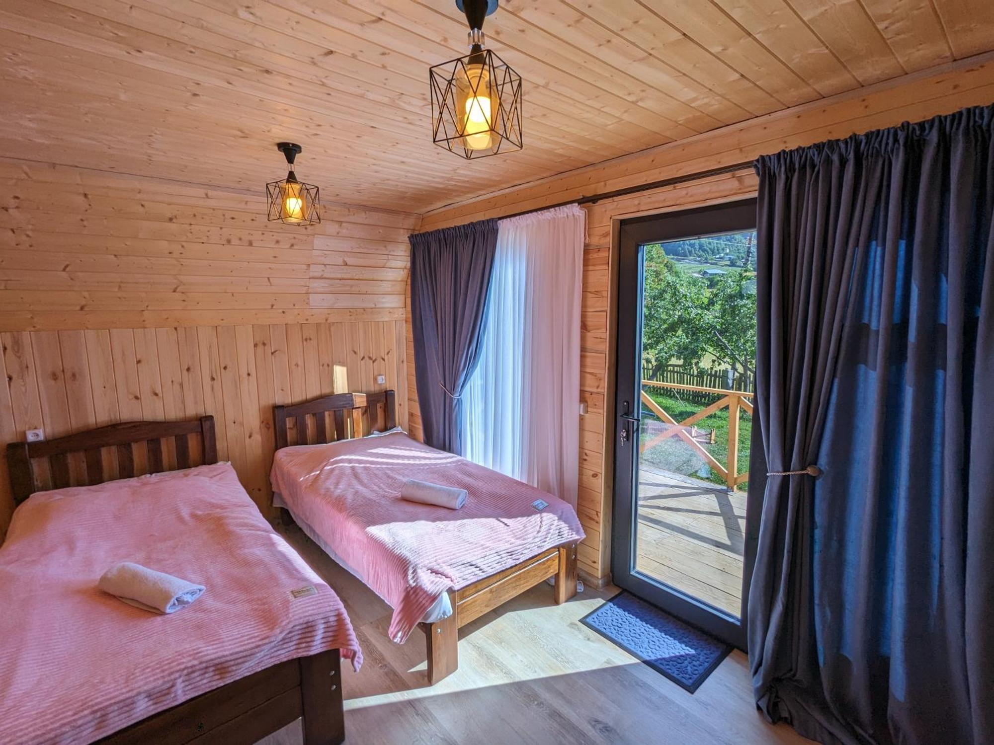 Guest House In Zhabeshi Lali Luaran gambar