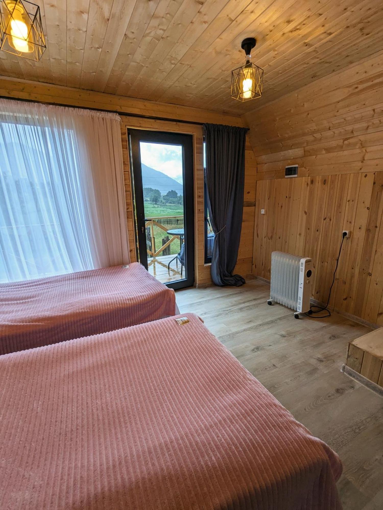 Guest House In Zhabeshi Lali Luaran gambar
